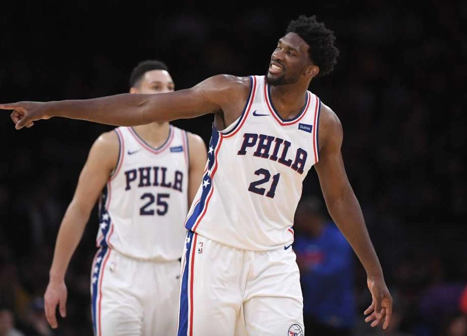 Joel Embiid tỏa sáng