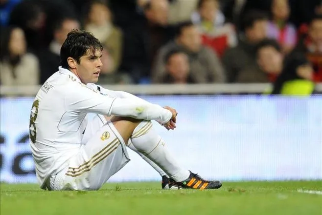 Kaka, đẹp và buồn ảnh 4