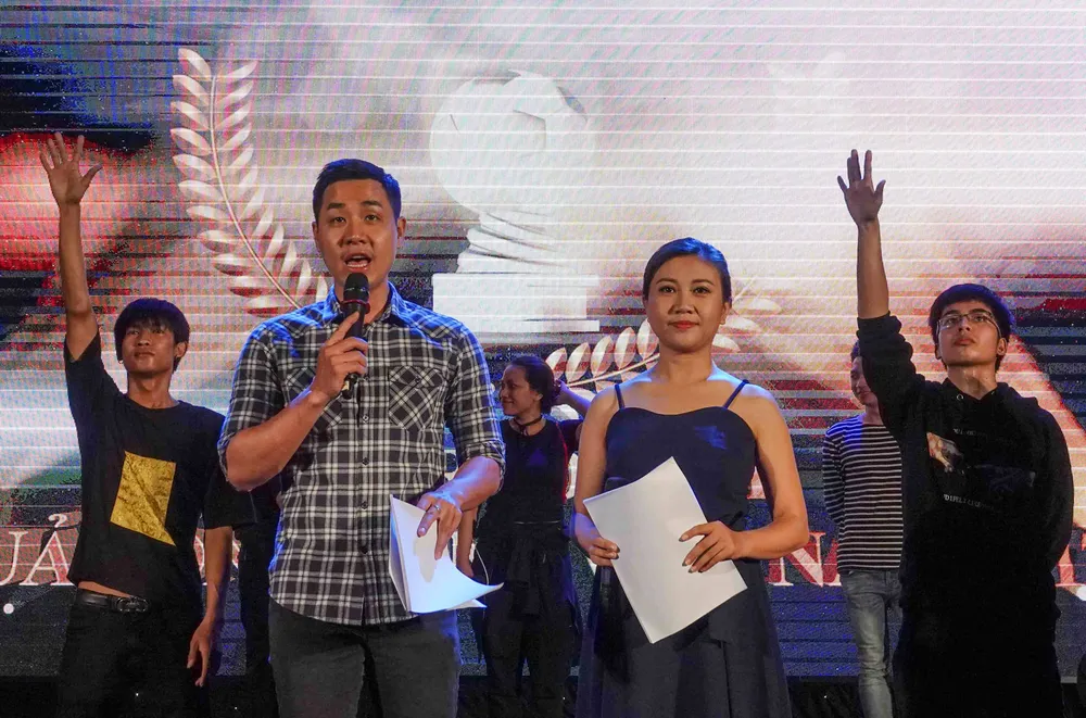 20 giờ ngày 2-1-2017 truyền hình trực tiếp Lễ trao giải Quả bóng Vàng Việt Nam 2017 ảnh 4