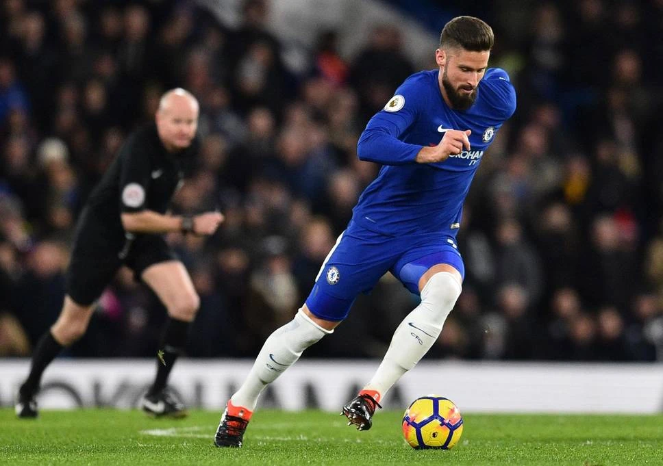 Giroud chơi bóng khá thành công trong trận đấu với West Brom