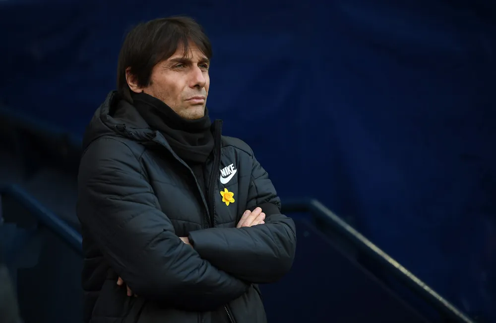 Conte gần như không phản ứng sau khi đội nhà thua 0-1