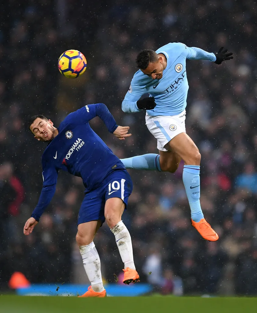 Conte đâu có dại, ông chỉ chơi chiêu mà thôi! ảnh 1