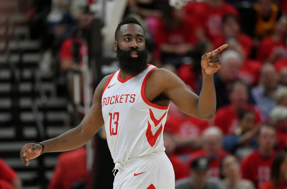 James Harden tỏa sáng