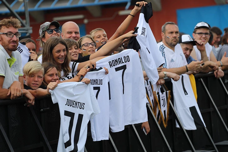 Chọc thủng lưới Juventus, Ronaldo ghi bàn đầu tiên cho… Juventus ảnh 6 Chọc thủng lưới Juventus, Ronaldo ghi bàn đầu tiên cho… Juventus ảnh 6