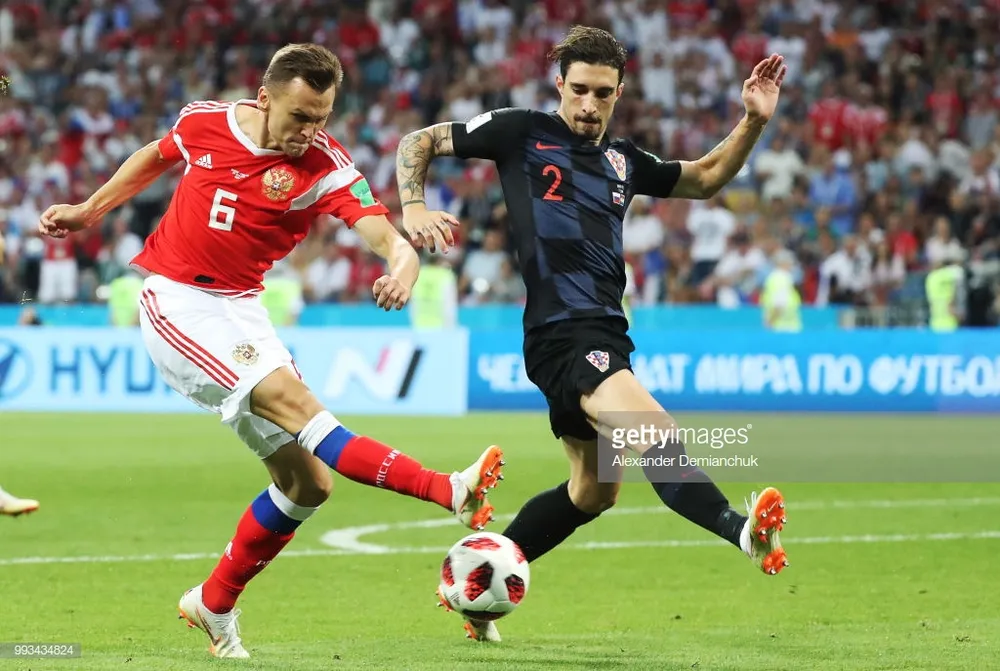 Ronaldo, Messi, Bale và Salah góp mặt trong 10 bàn thắng đẹp nhất 2018 ảnh 4