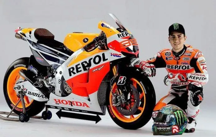 Đua xe mô tô: Petrucci không muốn trở thành kẻ thù của Dovizioso ảnh 4