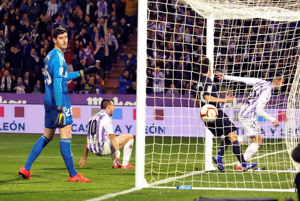 Chuyện lạ ở La Liga: Guardiola 3 lần bị từ chối bàn thắng, đội của Rô “béo” thua ngược Real ảnh 1 Chuyện lạ ở La Liga: Guardiola 3 lần bị từ chối bàn thắng, đội của Rô “béo” thua ngược Real ảnh 1