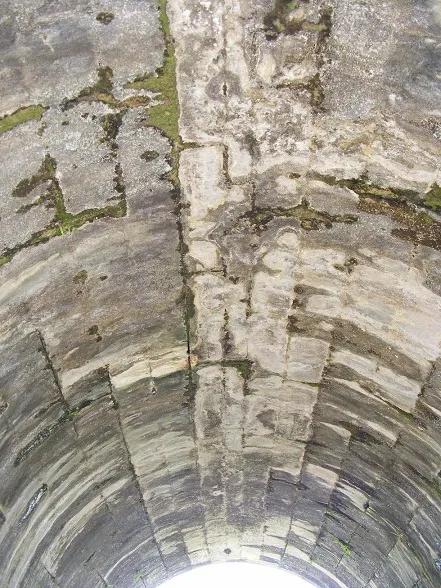 Thành Nhà Hồ - Đá truyền lời tiền nhân	 ảnh 4