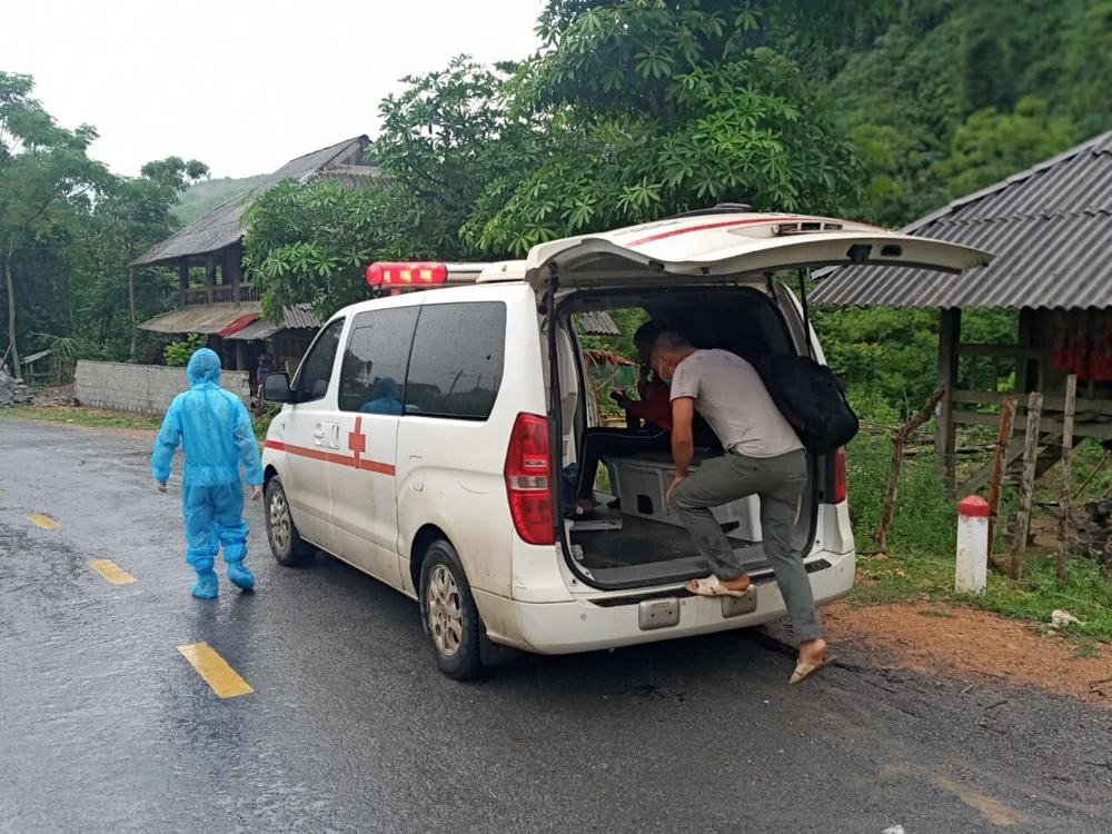 Các đơn vị chức năng đang truy vết những người liên quan đến ca bệnh BN22742. Ảnh: CDC Thanh Hóa