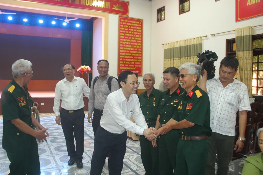 Đoàn công tác TPHCM thăm, tặng quà tri ân thương bệnh binh tại Nghệ An ảnh 6