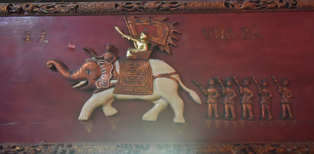 Bức khảm "Vua Bà" Triệu Thị Trinh Bức khảm "Vua Bà" Triệu Thị Trinh