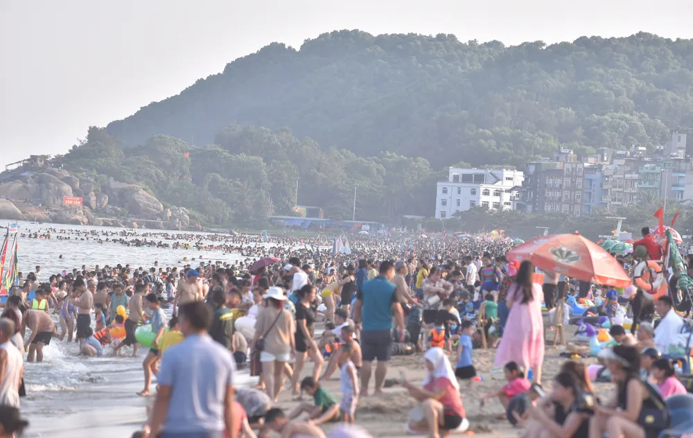 Sầm Sơn - một trong những điểm thu hút du khách của xứ Thanh Sầm Sơn - một trong những điểm thu hút du khách của xứ Thanh