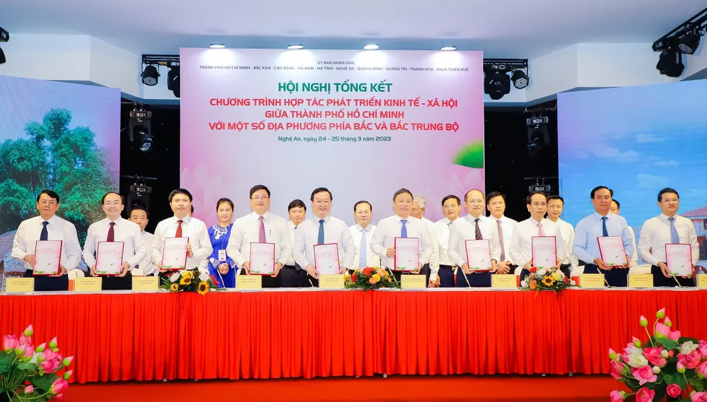 TPHCM, Thanh Hóa và một số địa phương phía Bắc, Bắc Trung bộ ký kết hợp tác đầu tư, tháng 3-2023