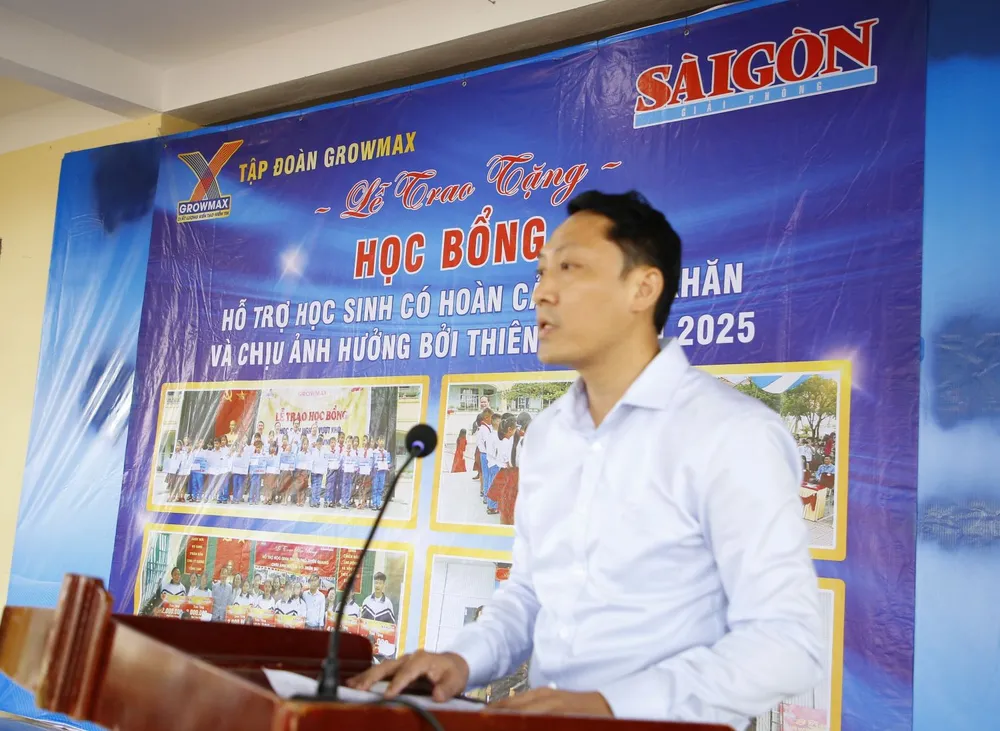 Ông Trương Công Tuấn, Phó Bí thư Thường trực Đảng ủy xã Nông Cống phát biểu tại buổi lễ o Tuấn.JPG