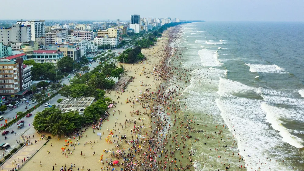 Sầm Sơn - bãi biển đẹp nổi tiếng và hút khách sầm sơn.jpg