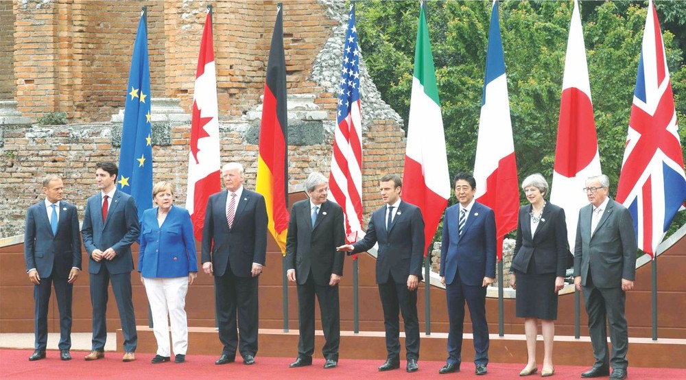 出席G7峰會領導人合照。（圖片來源：互聯網）