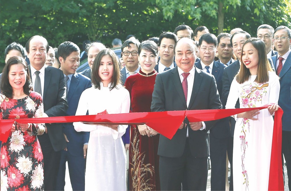 阮春福總理接見荷蘭經濟集團領導 ảnh 1