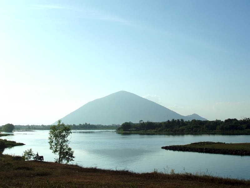 西寧黑婆山（圖片來源：互聯網）