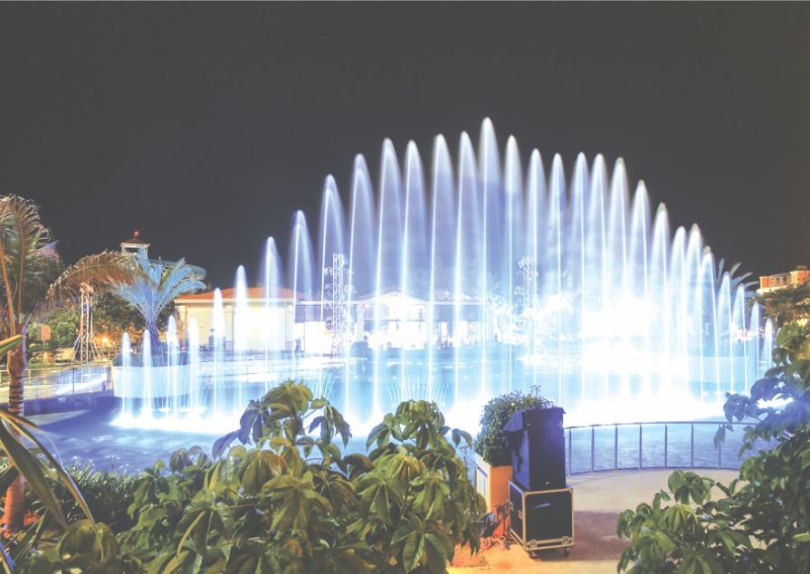 濠莊河川度假區的6層音樂噴泉舞台。