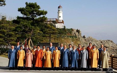 APEC 峰會的特色民族風 ảnh 2