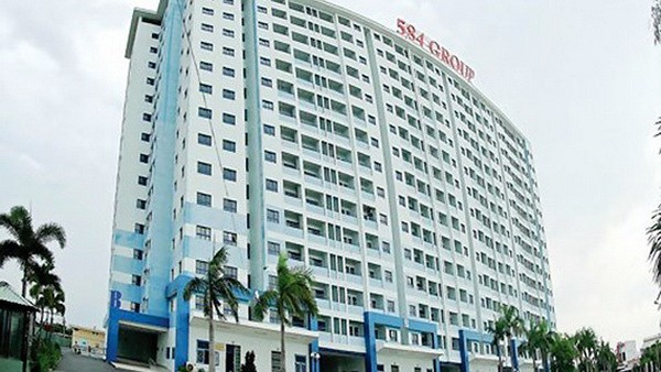 新堅584公寓上百名購房者已繳納住房價值的八至九成，但 遲遲未獲交房。