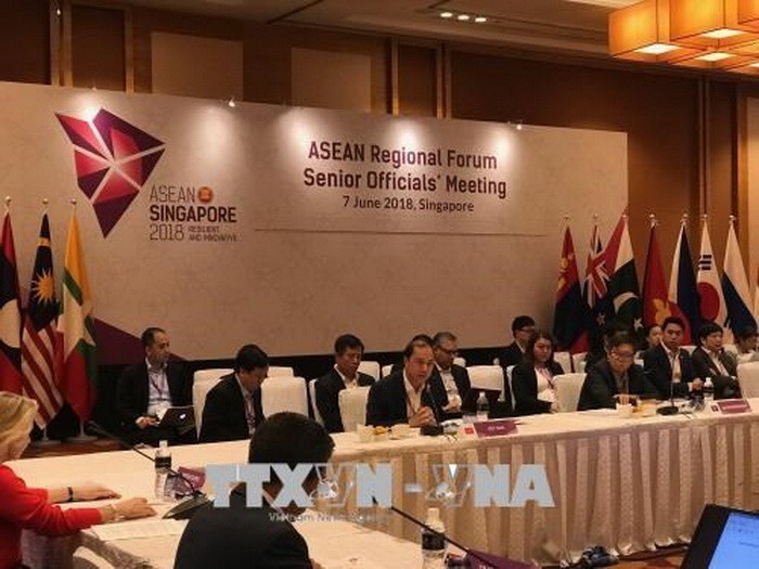 會議場景(圖片來源:越通社)。