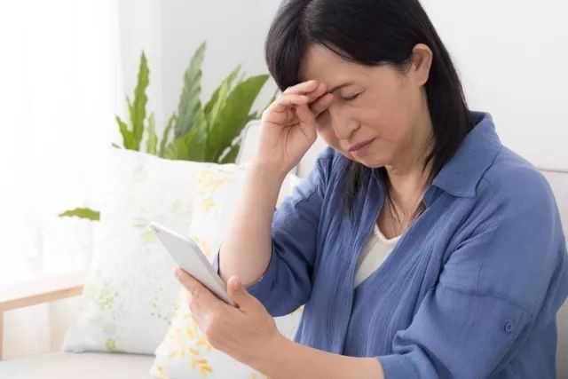 眼皮下垂當心４種病