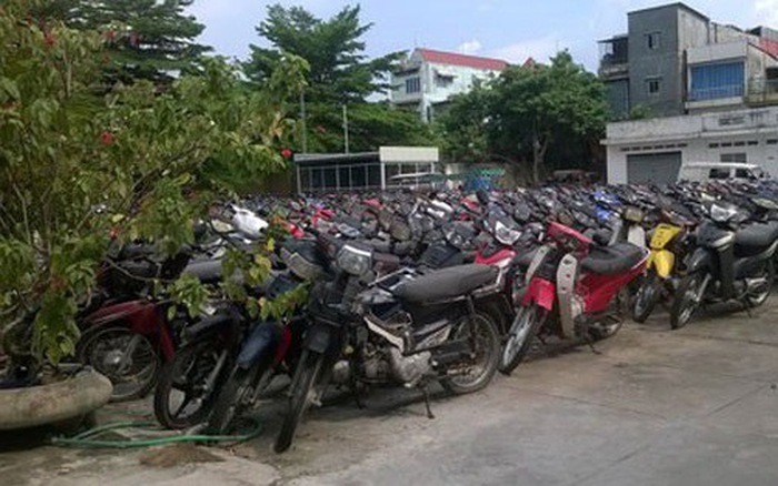 “無主”車輛長時間積存，導致嚴重浪費。