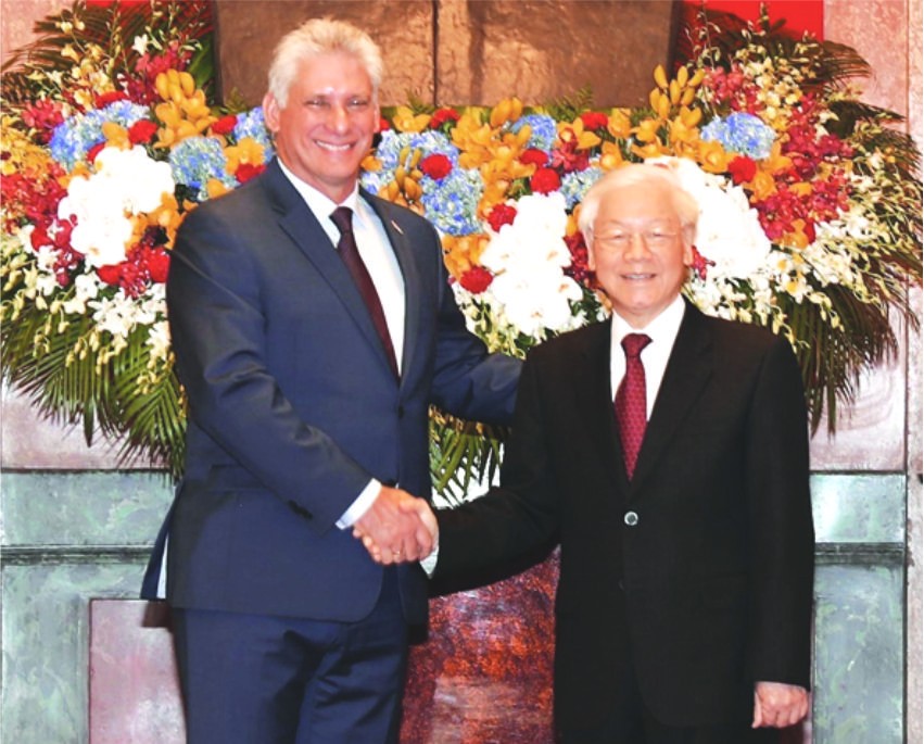 黨中央總書記、國家主席阮富仲接見貝穆德斯同志。