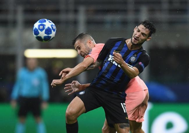 國際米蘭主場1比1戰平巴塞羅那。