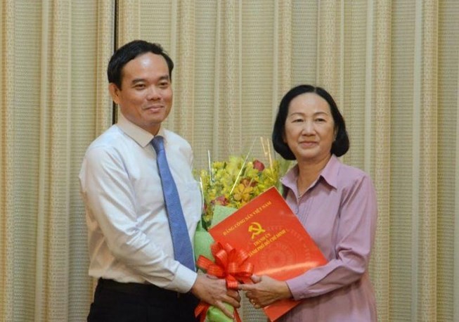 市人民議會副主席張氏映退休