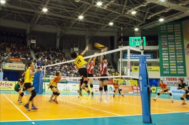 VTV隆安平田隊與中國南京大學隊進行角逐。