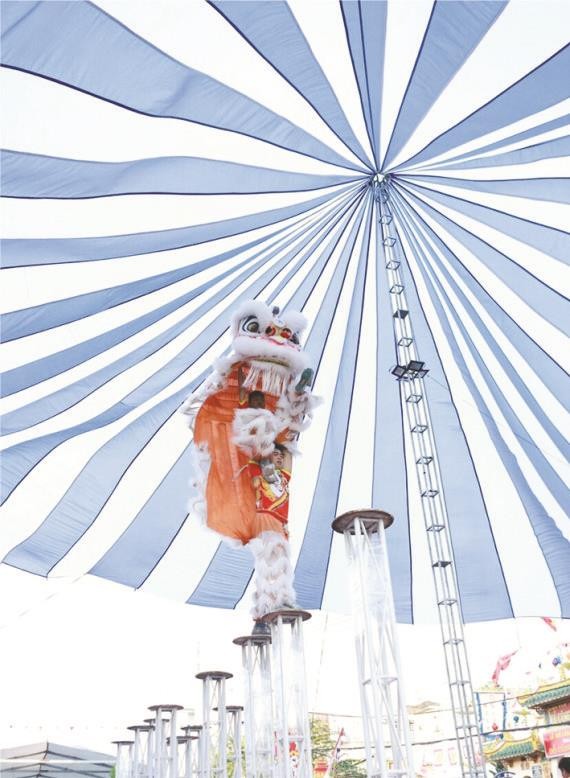 豪勇堂表演“豪氣驚天、勇取仙花”節目獲冠軍。