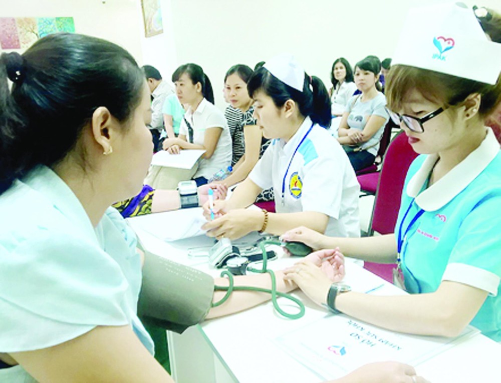 衛生部門已良好落實《診治病法》。