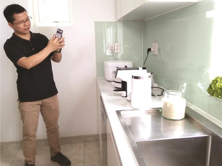 在越南的“小米之家”推介各種智能環保電子產品。