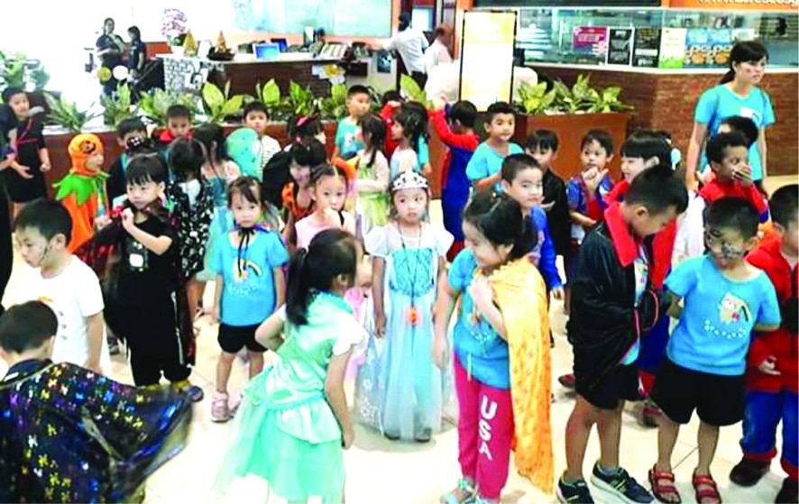 大發食品公司為台商子弟舉辦萬聖節活動。