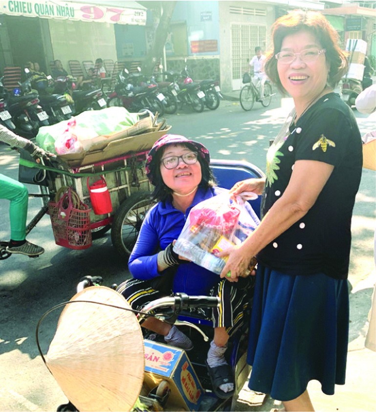 各華人單位歲暮濟貧 ảnh 1