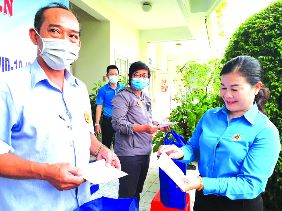 第五郡響應“工人月”運動