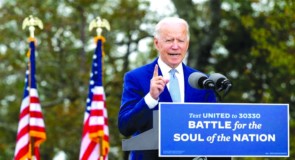 美總統候選人拜登在發表。