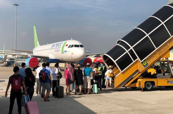 新山一機場跑道整飭項目第一階段預計明年初竣工。