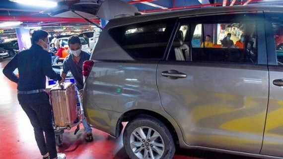 訂GrabCar的乘客要在新山一機場TCP車場第四層上車。