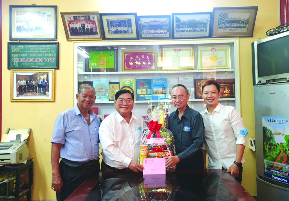 本報向各華人單位拜年 ảnh 4