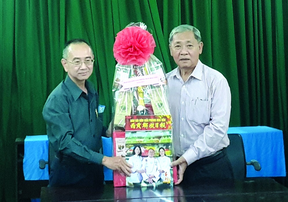 本報向各華人單位拜年 ảnh 6