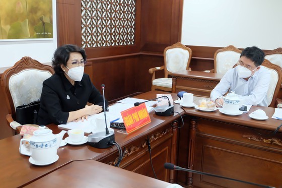 市越南祖國陣線委員會主席蘇氏碧珠