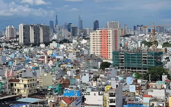 今年，本市將回收應從商住房項目騰出的20%土地面積用以 投建社會住房。