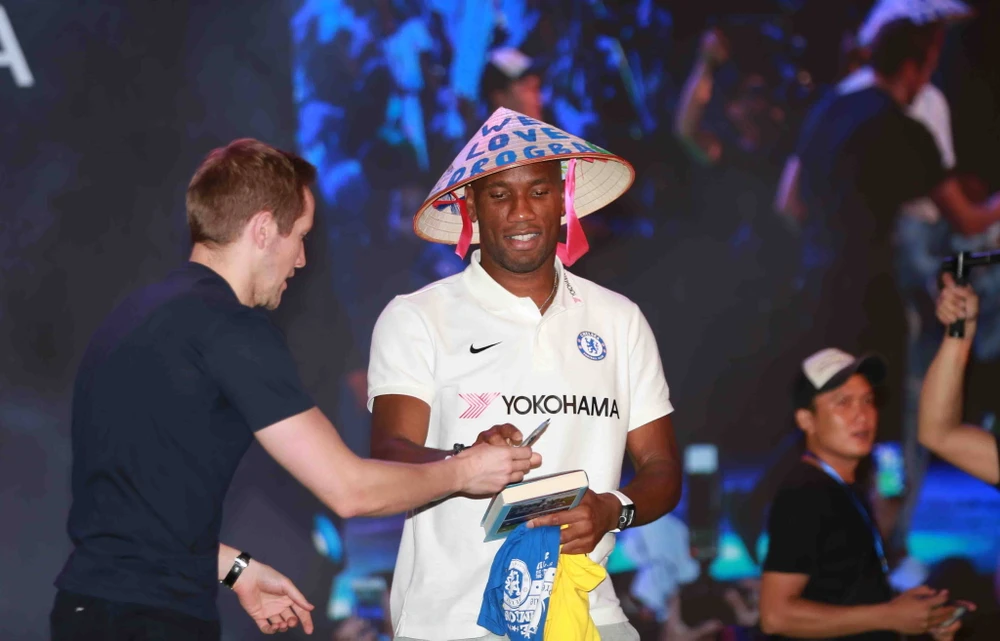 Didier Drogba trong sự kiện hôm 9-12