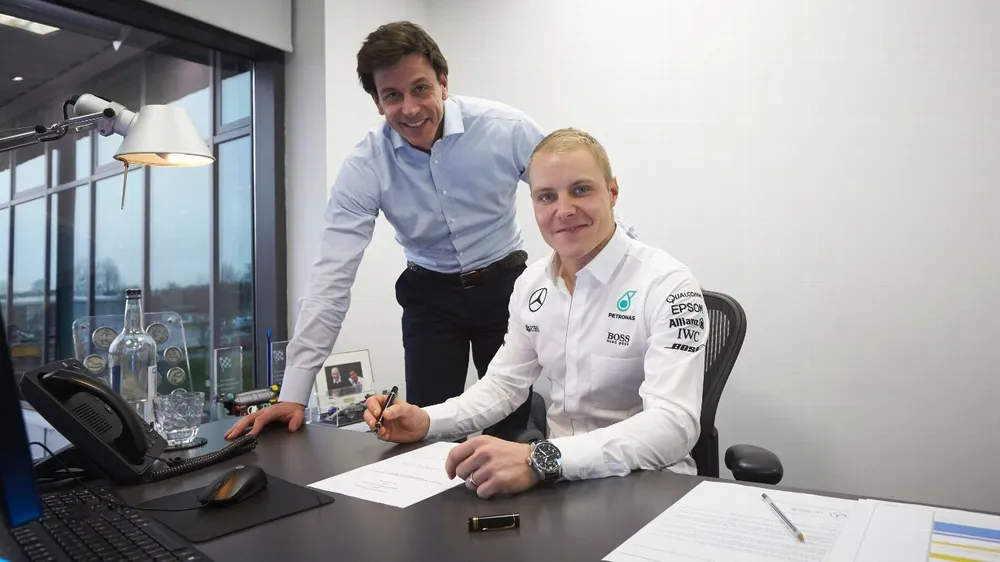 Đua xe F1: Theo ông chủ Mercedes, Bottas cũng quan trọng như Hamilton ảnh 2 Đua xe F1: Theo ông chủ Mercedes, Bottas cũng quan trọng như Hamilton ảnh 2