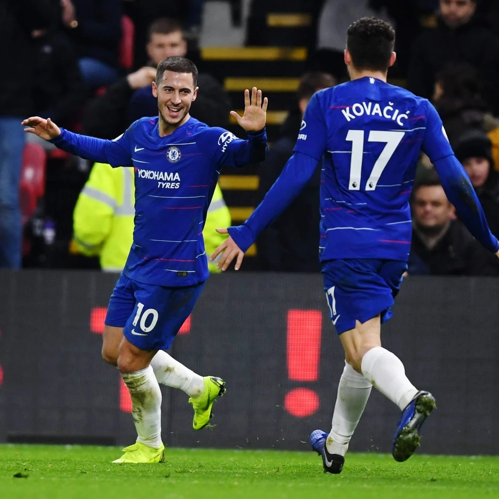 Hazard đã tặng quà cho Chelsea trong ngày lễ tặng quà