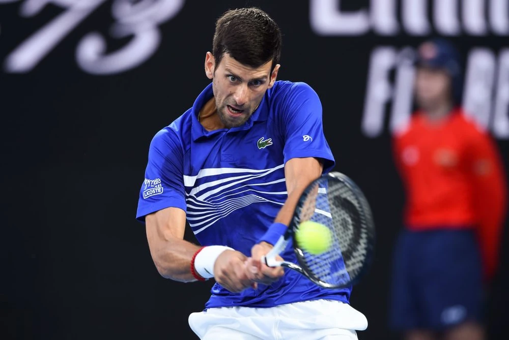 Djokovic vào bán kết lần thứ 7