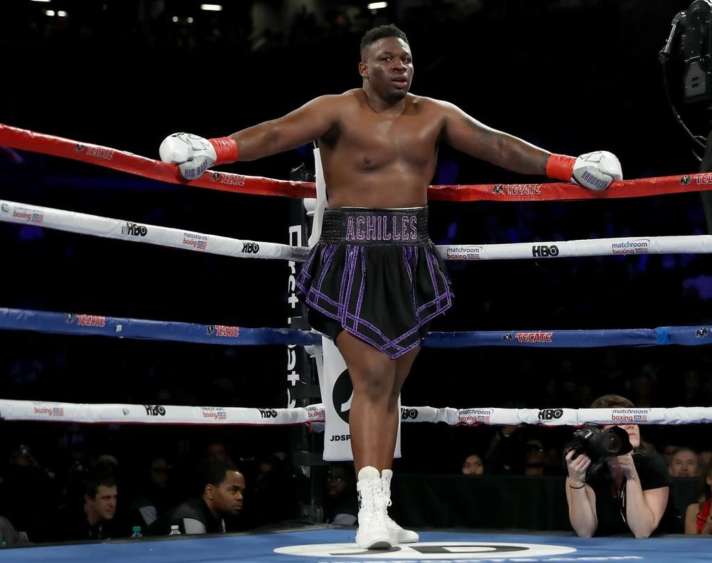 Jarrell Miller "Bé Bự"